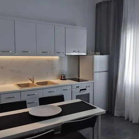 D4 Central Luxury Apartment Volos Exterior photo