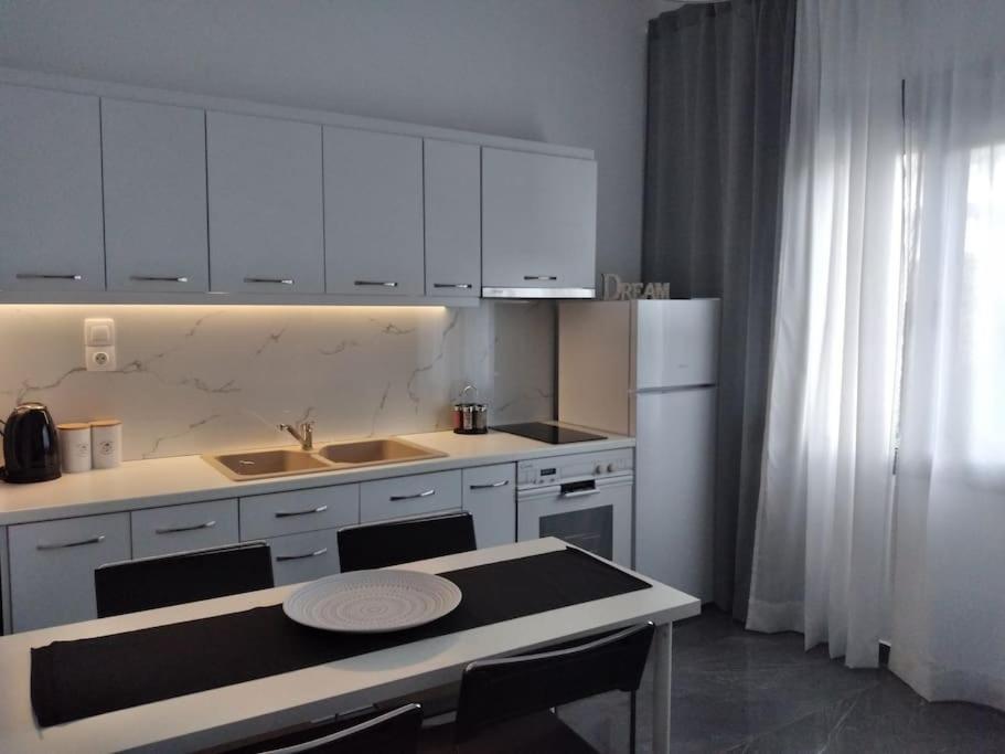 D4 Luxury Volos